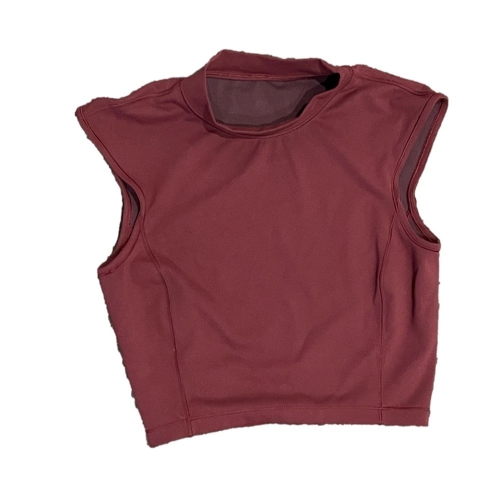 LULULEMON burgundy cap sleeve crop top size 6